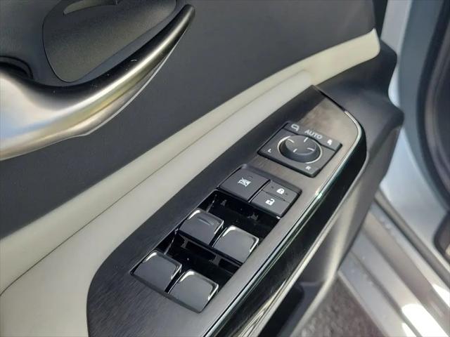 2024 Lexus ES 300h Ultra Luxury