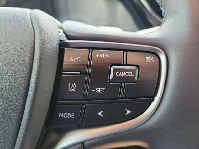 2024 Lexus ES 300h Ultra Luxury