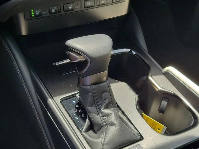 2024 Lexus ES 300h Ultra Luxury