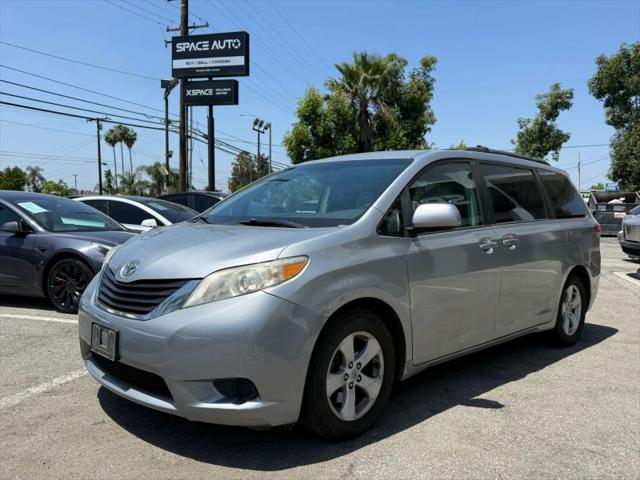 2011 Toyota Sienna LE V6