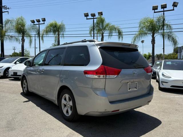 2011 Toyota Sienna LE V6