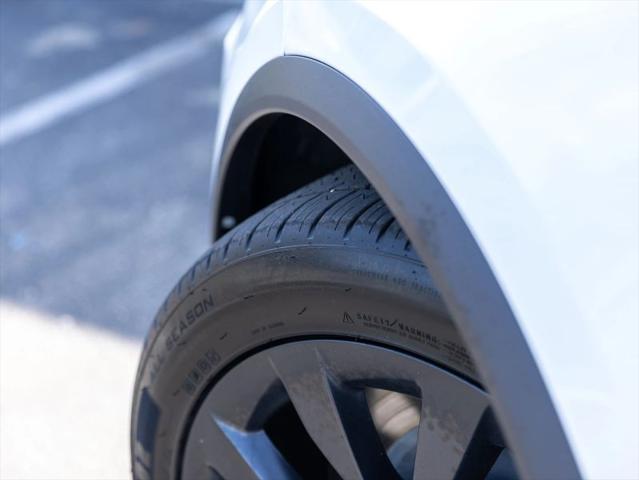 2023 Tesla Model X Plaid Tri Motor All-Wheel Drive