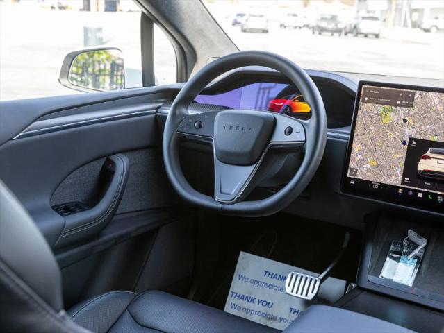 2023 Tesla Model X Plaid Tri Motor All-Wheel Drive