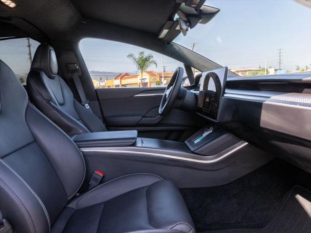 2023 Tesla Model X Plaid Tri Motor All-Wheel Drive