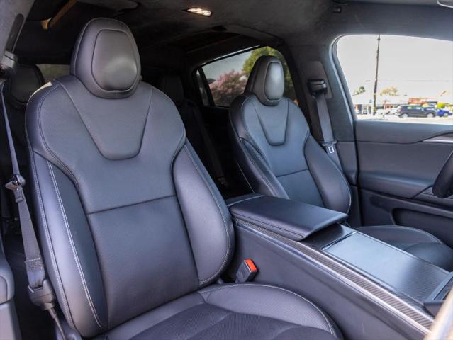 2023 Tesla Model X Plaid Tri Motor All-Wheel Drive