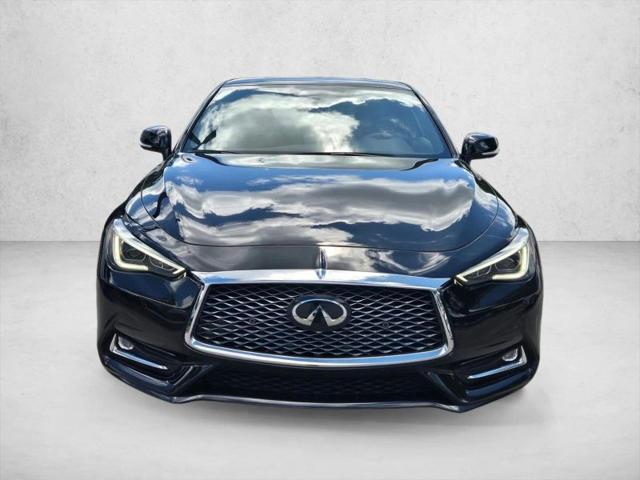 2022 INFINITI Q60 LUXE