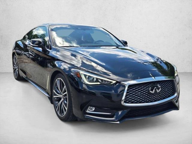 2022 INFINITI Q60 LUXE