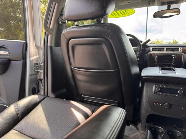 2010 GMC Yukon XL Denali