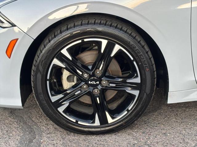 2024 Kia K5 GT-Line