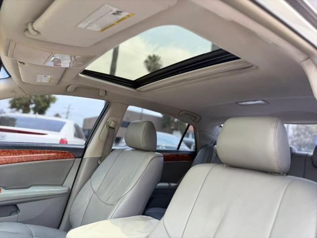 2005 Toyota Avalon XL