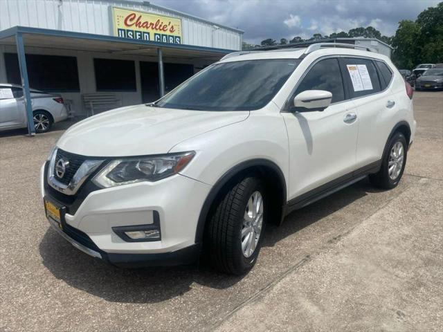 2017 Nissan Rogue SV for sale in Huntsville, TX