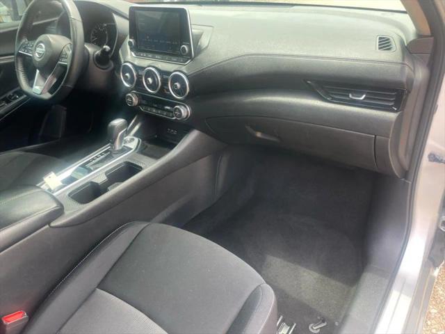 2021 Nissan Sentra SV Xtronic CVT