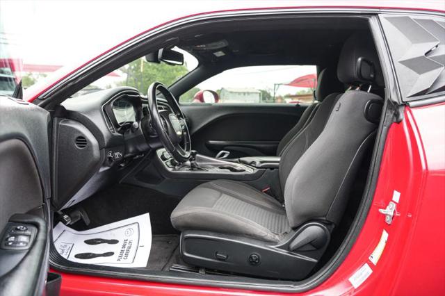 2017 Dodge Challenger SXT