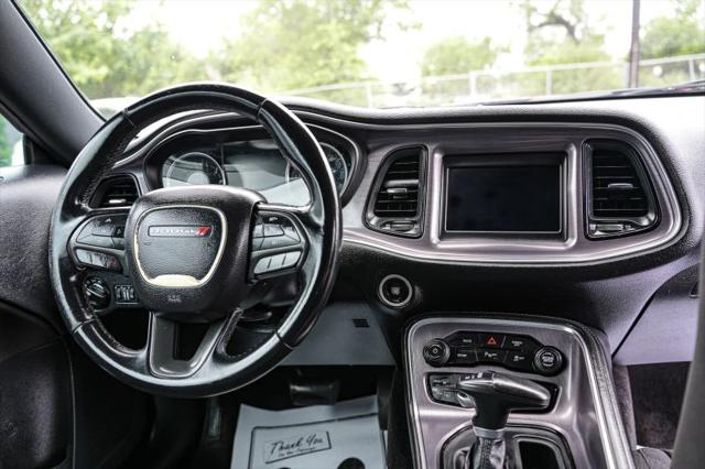 2017 Dodge Challenger SXT
