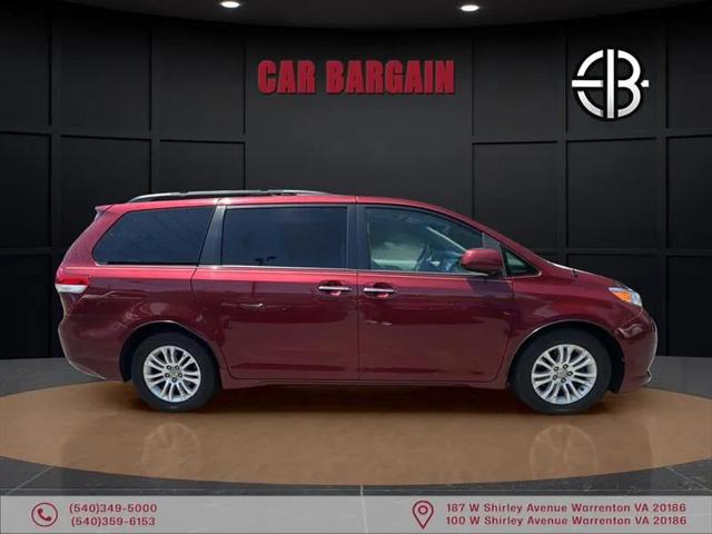 2013 Toyota Sienna XLE V6 8 Passenger