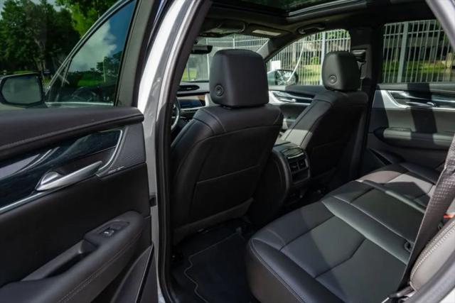 2025 Cadillac XT5 FWD Premium Luxury