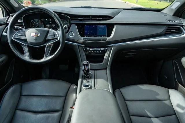 2025 Cadillac XT5 FWD Premium Luxury