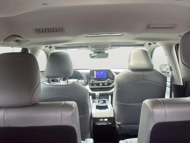 2024 Toyota Highlander Hybrid XLE