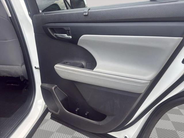2024 Toyota Highlander Hybrid XLE