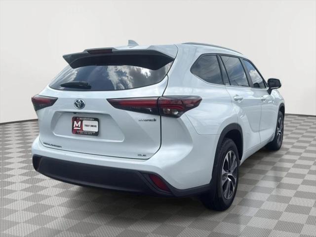 2024 Toyota Highlander Hybrid XLE