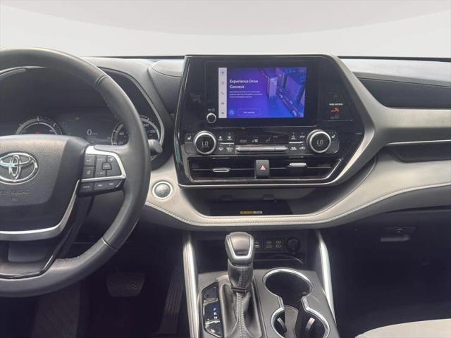 2024 Toyota Highlander Hybrid XLE