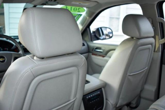 2014 Chevrolet Suburban LT