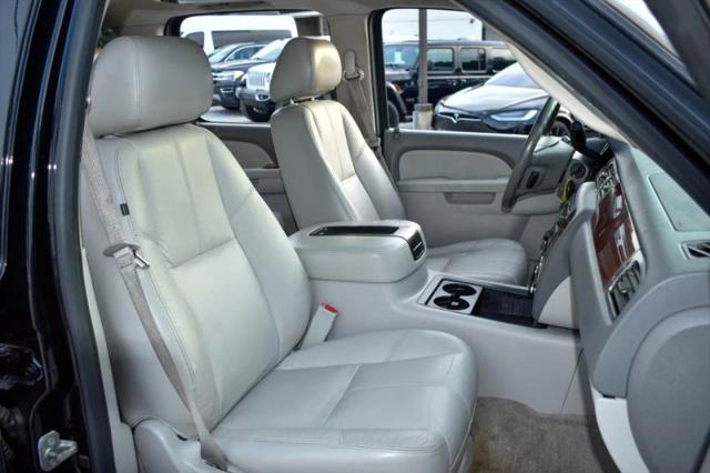 2014 Chevrolet Suburban LT