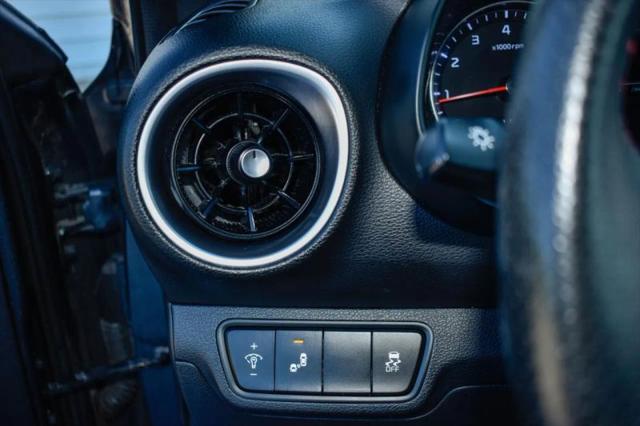 2022 Kia Forte GT Manual