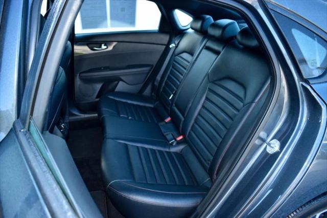 2022 Kia Forte GT Manual
