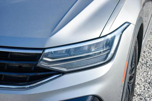 2022 Volkswagen Tiguan 2.0T SE R-Line Black