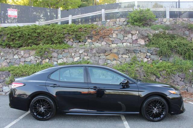 2020 Toyota Camry SE Nightshade Edition