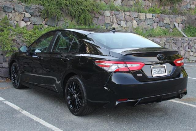 2020 Toyota Camry SE Nightshade Edition