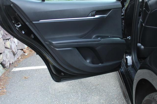 2020 Toyota Camry SE Nightshade Edition