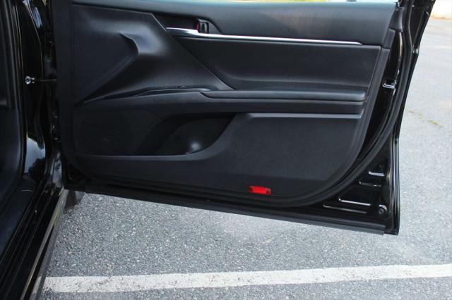 2020 Toyota Camry SE Nightshade Edition
