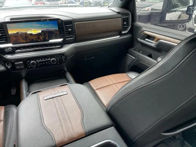 2024 Chevrolet Silverado 2500HD 4WD Crew Cab Standard Bed High Country