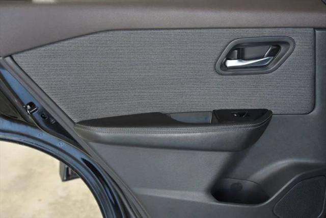 2022 Nissan Rogue SV FWD