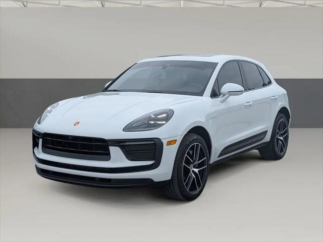 2022 Porsche Macan Macan