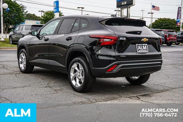2025 Chevrolet Trax FWD LS