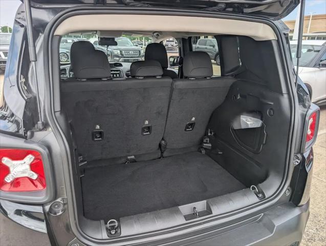 2023 Jeep Renegade Latitude 4x4