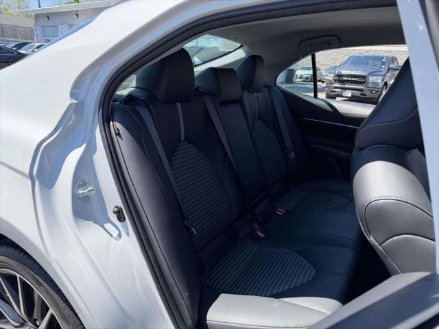 2023 Toyota Camry SE AWD
