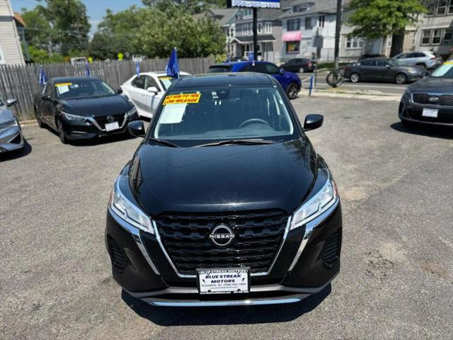 2023 Nissan Kicks S Xtronic CVT