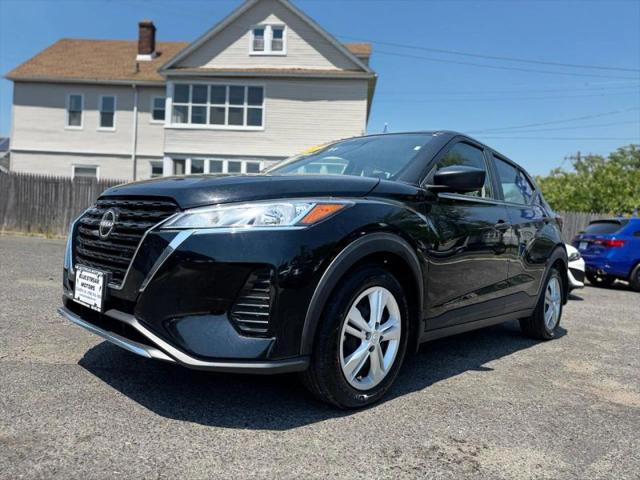 2023 Nissan Kicks S Xtronic CVT