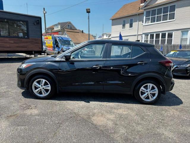 2023 Nissan Kicks S Xtronic CVT