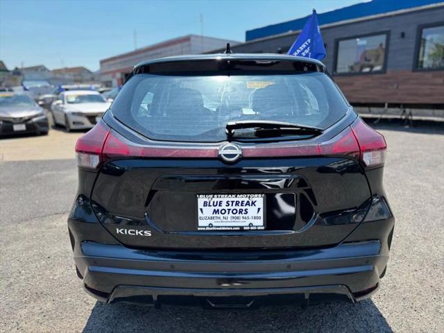 2023 Nissan Kicks S Xtronic CVT