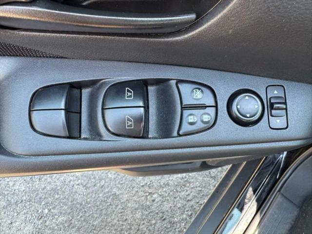 2023 Nissan Kicks S Xtronic CVT