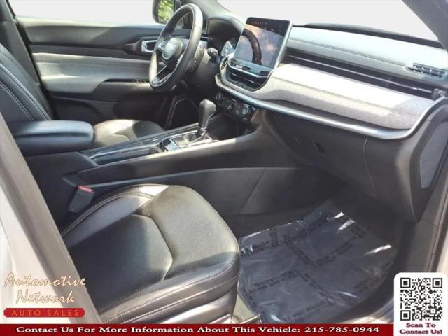 2024 Jeep Compass Latitude Lux FWD