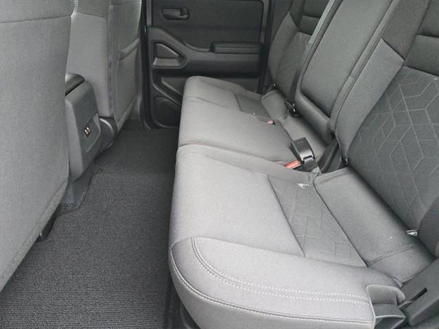2026 Nissan Frontier Crew Cab SV 4x2