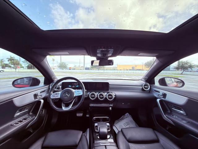 2020 Mercedes-Benz A 220 A 220