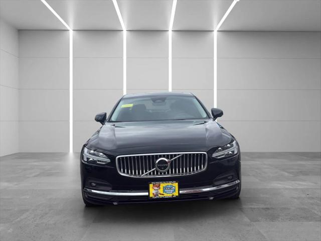 2023 Volvo S90 B6 Plus