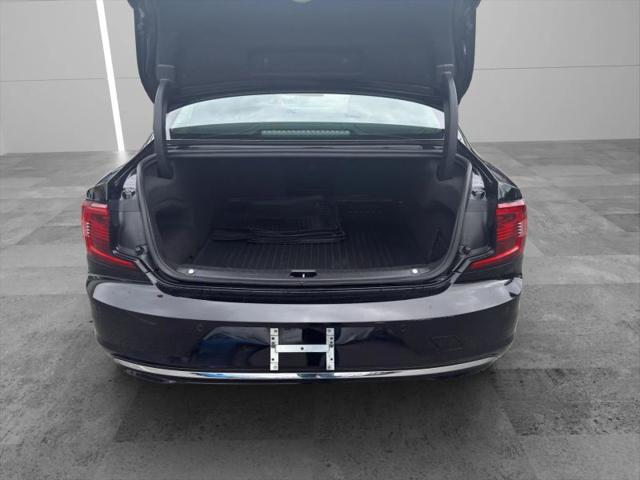 2023 Volvo S90 B6 Plus